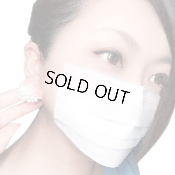 画像3: 貼るマスク ひもなしで耳が痛くならない PFE99%以上【20枚入】  20枚入り 1,620円x25個 40,500円(税別) (3)