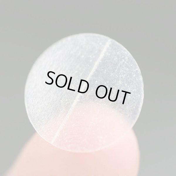 画像9: 【強粘着】マスクを顔に貼るテープ 貼るマスクを作るテープ 〔1シート〕56枚入 (9)